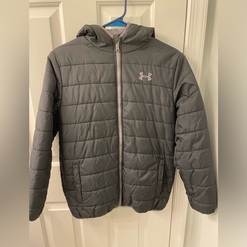 Under Armour black winter jacket puffer YL